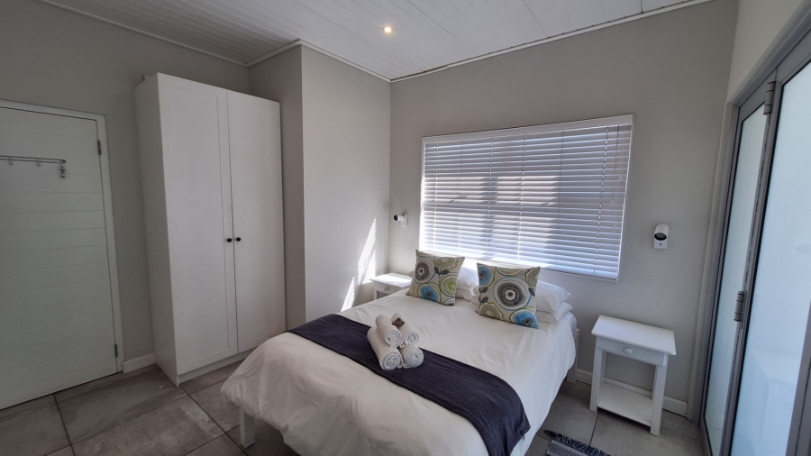 2 Bedroom Property for Sale in Elands Bay Western Cape